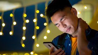 ‘Tech neck’ epidemic: How to treat the rise in chronic neck pain - Featured image